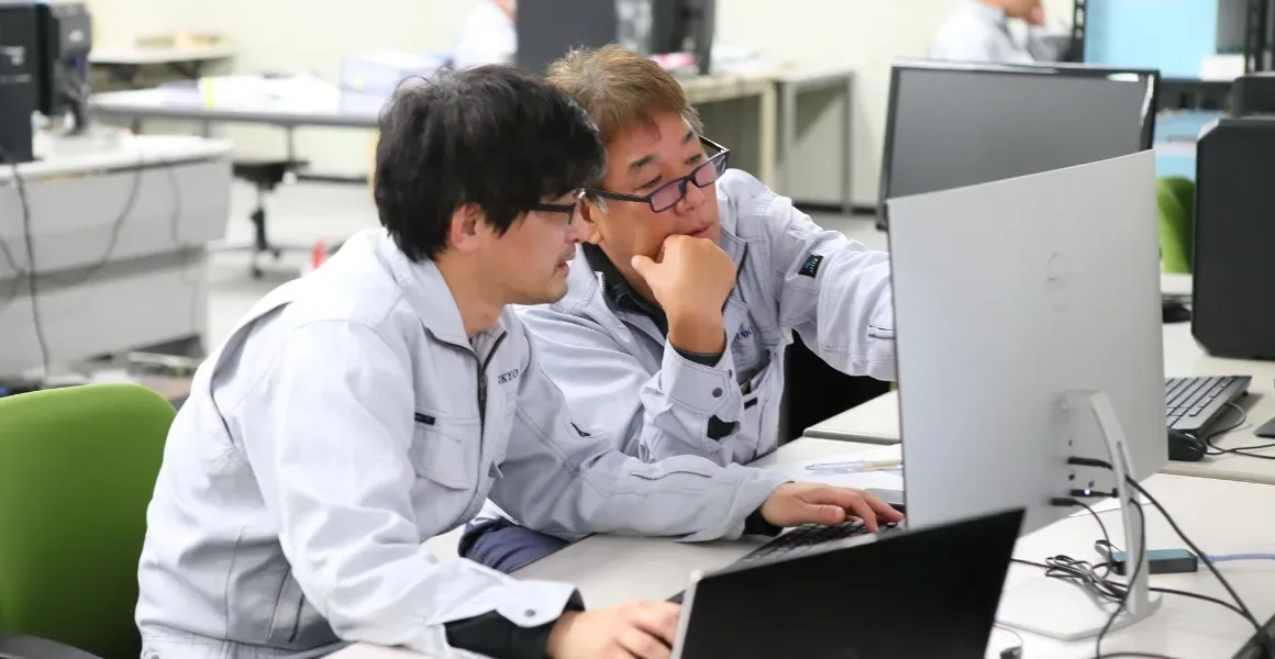 株式会社サンキョーの製造現場（プレス金型）の様子